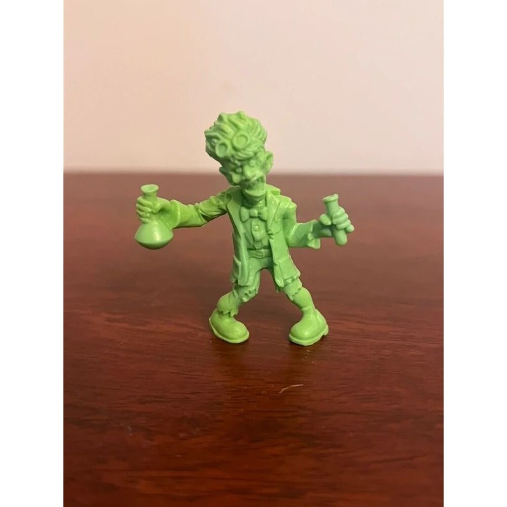 Jakks Pacific Slug S.L.U.G. Zombies Mini Figure - Series 2 Dr Outbreak